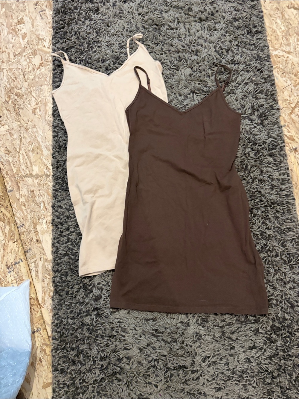 Amazon Essentials V‑Neck Slip Dress in Beige and Brown